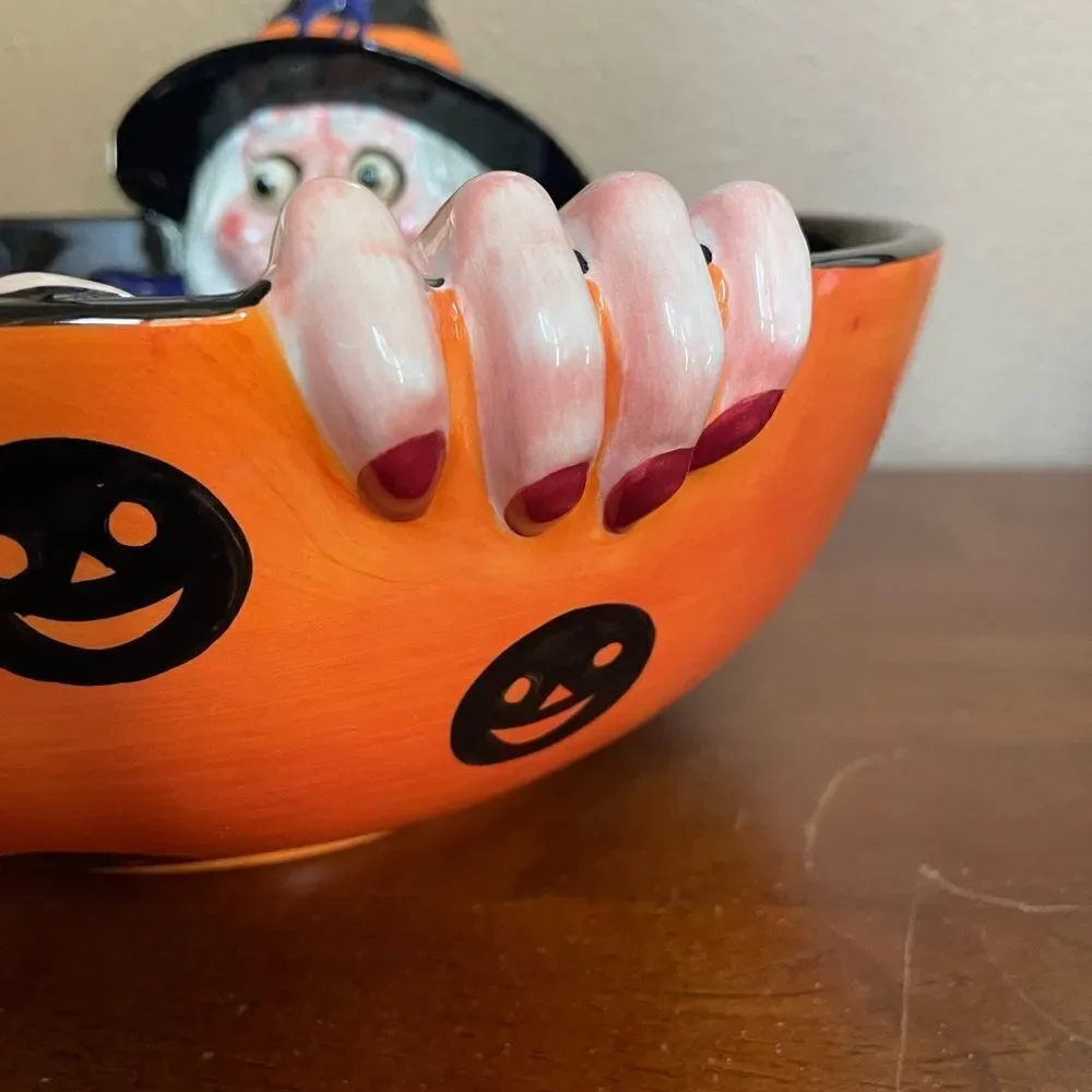 Department 56 RARE and HTF Witch Ceramic Googling Eyes Big Halloween Bowl